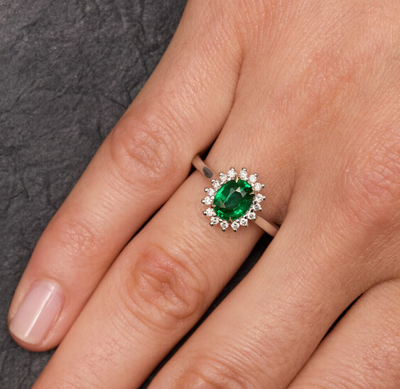 Tsavorite