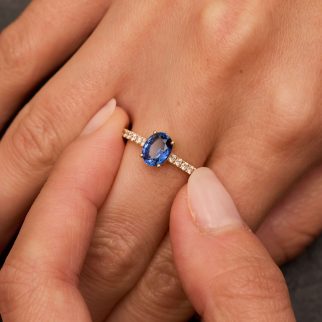 Bague Trinco - Saphir Vivid Blue 1.25 carats