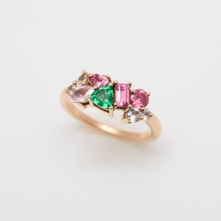 Bague Constellation – Tsavorite, Saphirs & Spinelle Mahenge